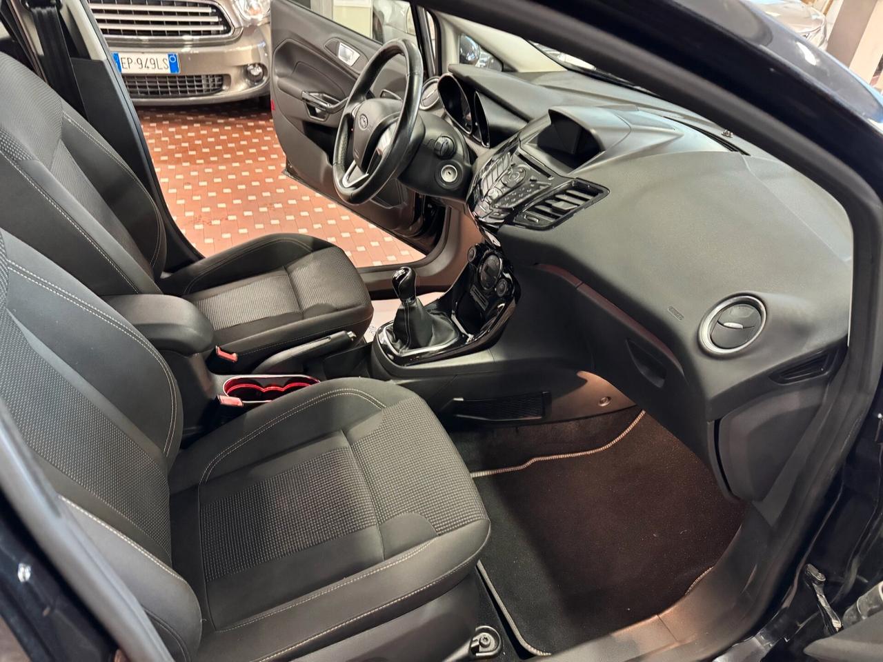 Ford Fiesta 1.2 60CV 5 porte Black & White Edition - UNICO PROPRIETARIO