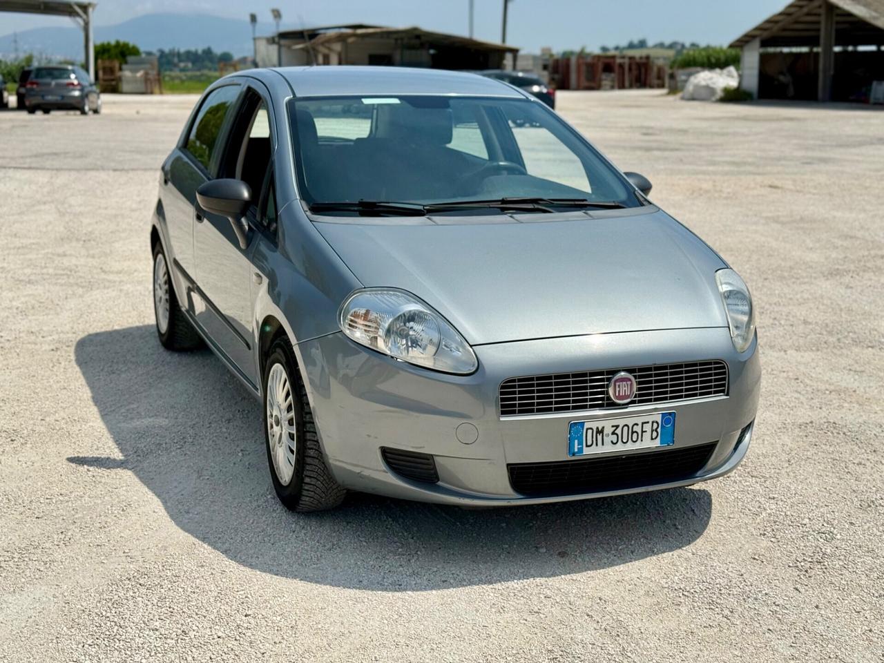 Fiat Grande Punto 1.2 Benzina NEOPATENTATI