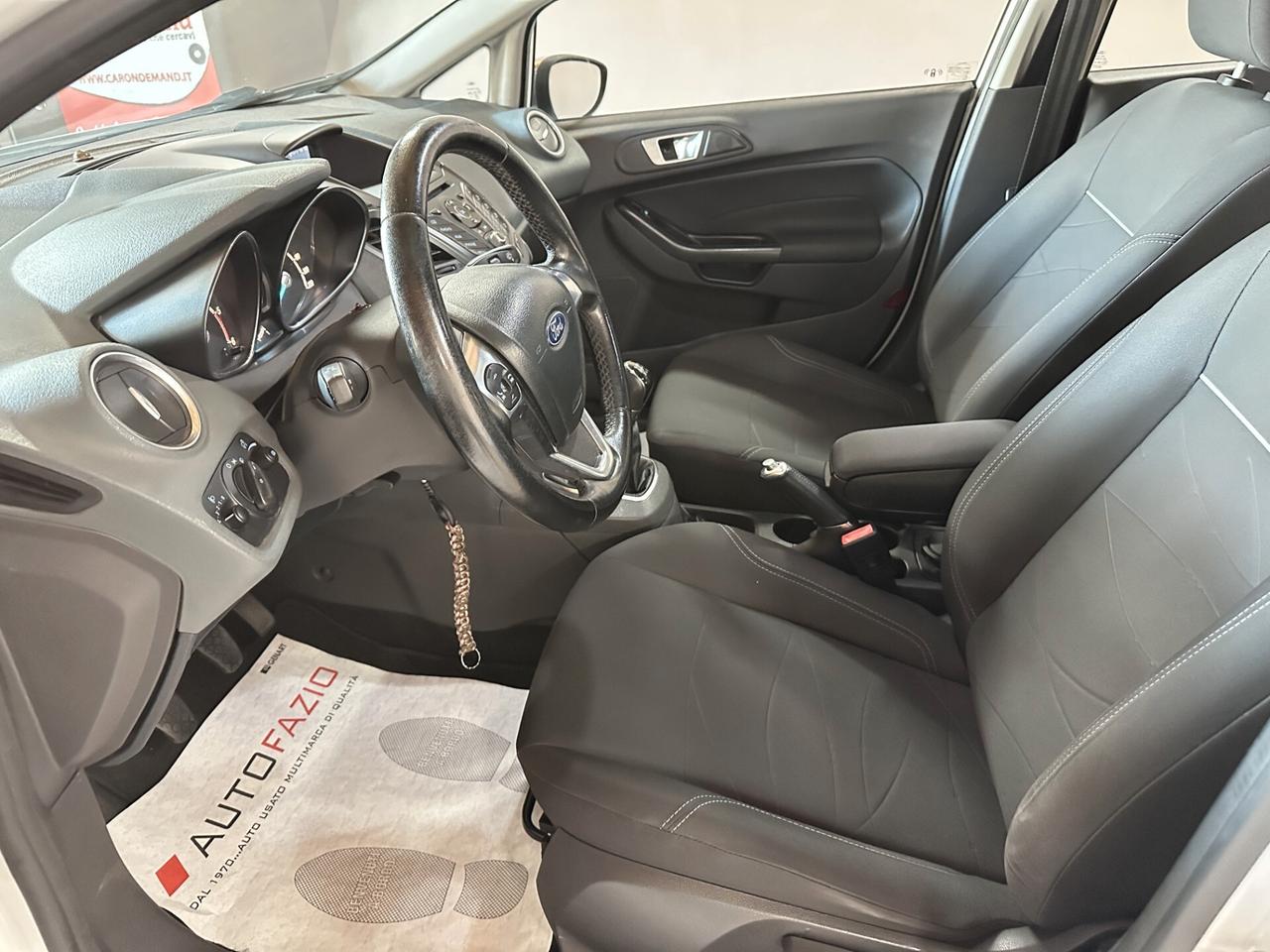 Ford Fiesta 1.5 TDCi 75CV 5 porte Business