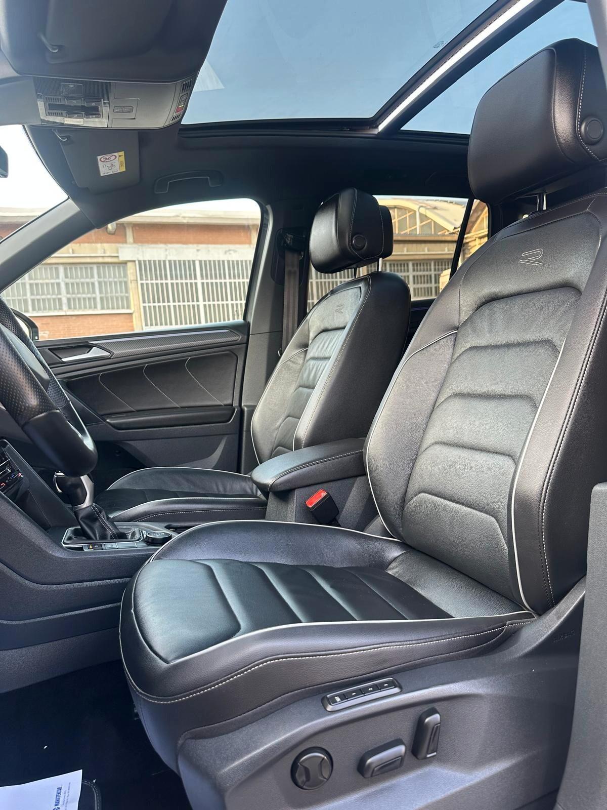 Volkswagen Tiguan 2.0 TDI 200 CV SCR DSG 4MOTION R-Line TETTO APRIBILE SEDILI IN PELLE TOTALE