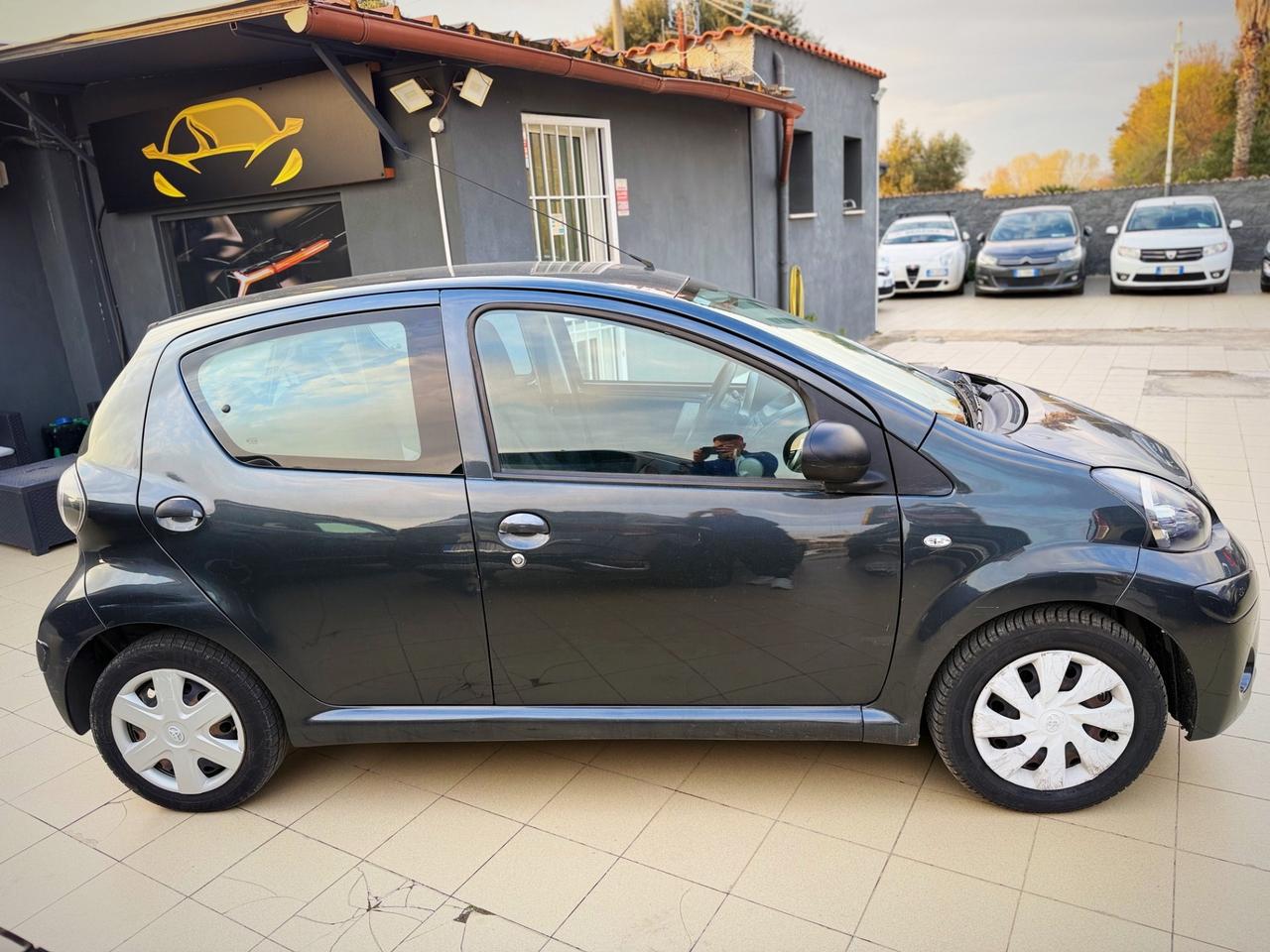Toyota Aygo 1.0 12V VVT-i 5 porte Active Connect