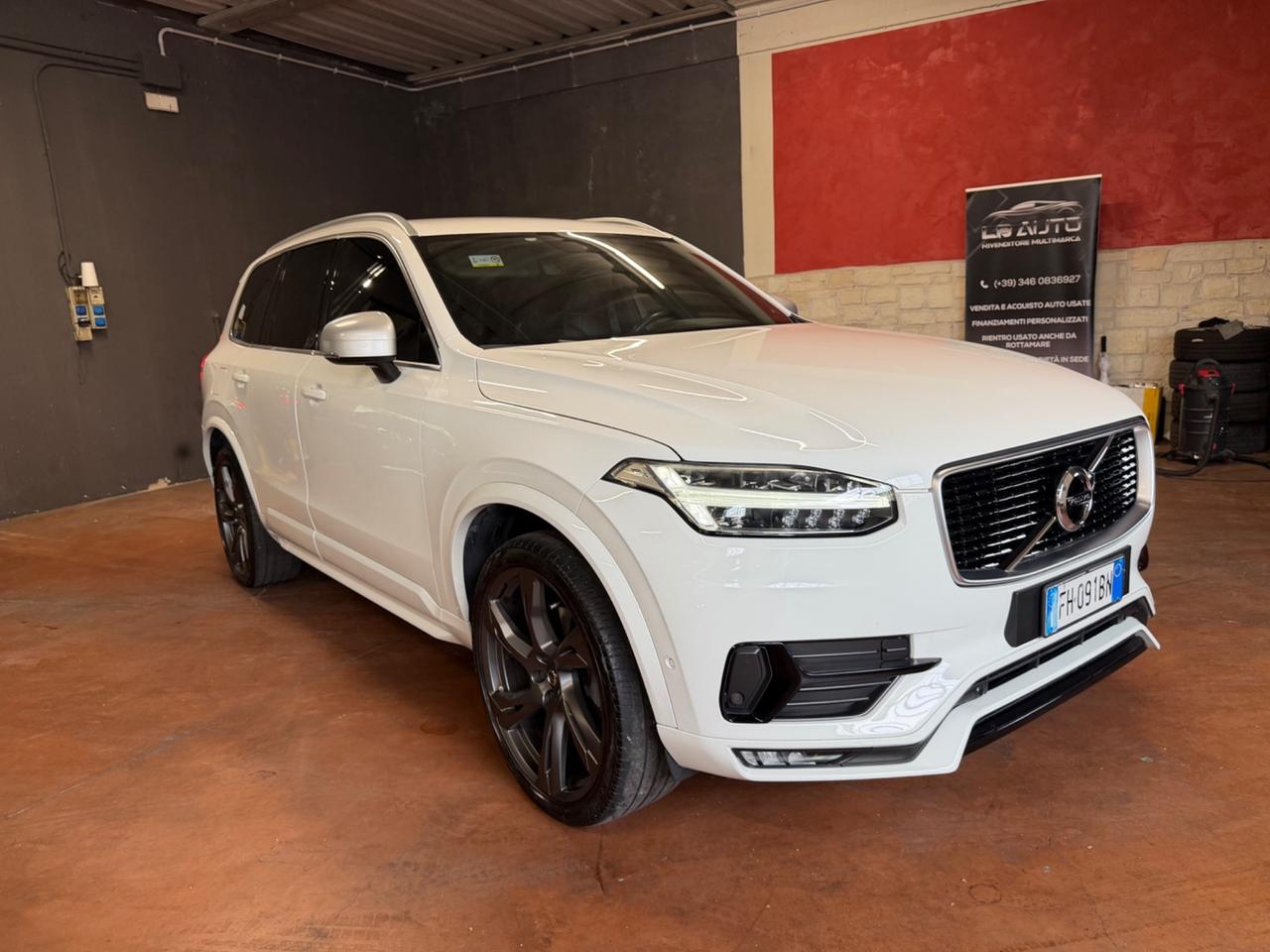 Volvo XC 90 XC90 D5 AWD Geartronic 7 posti R-design