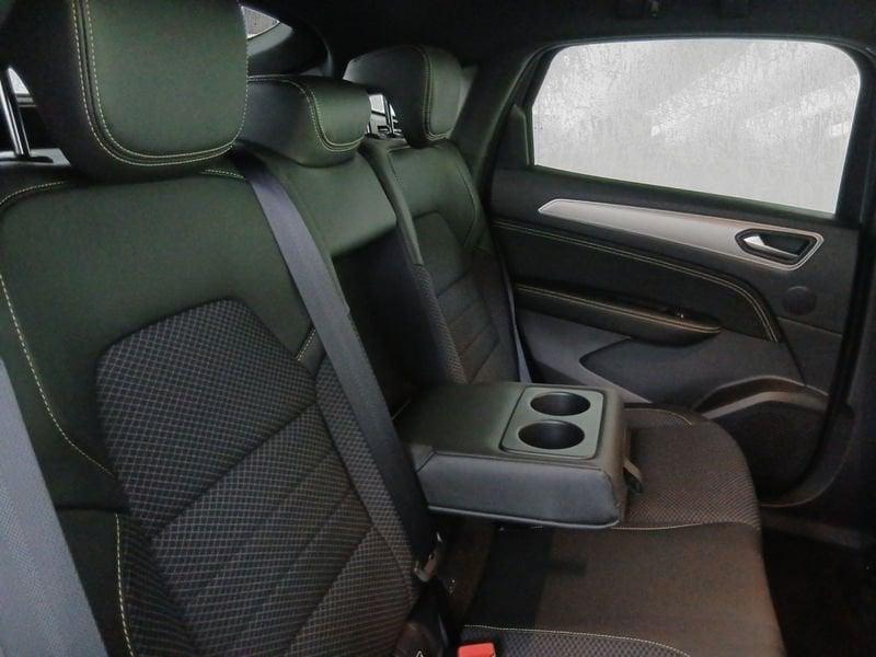 Renault Arkana 1.6 E-Tech full hybrid Techno 145cv