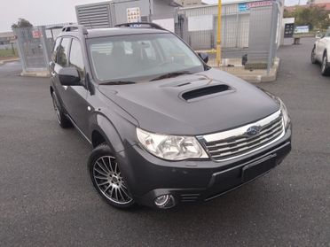 Subaru Forester 2.0D 147cv 4X4 6marce +gancio traino