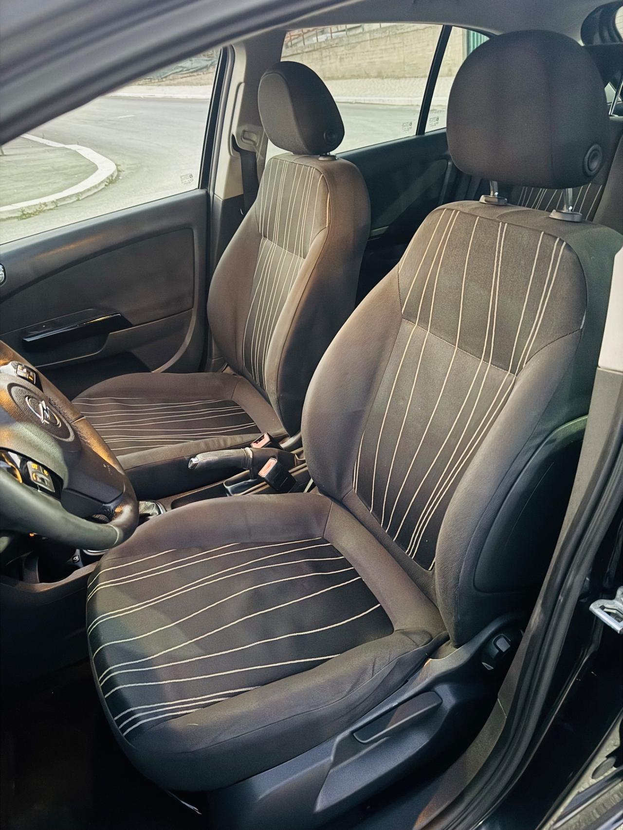 Opel Corsa 1.2 85CV 5 porte GPL-TECH Club