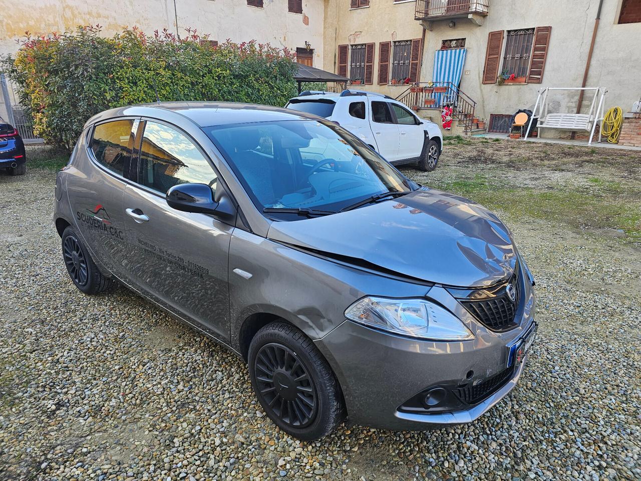 Lancia Ypsilon 1.0 S&S Hybrid Silver