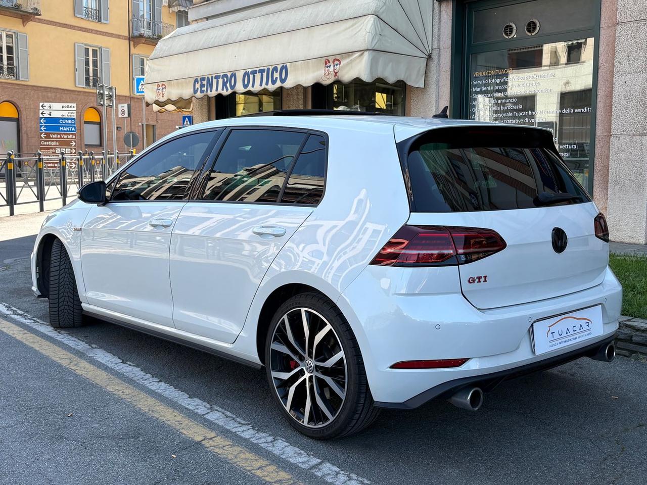 Volkswagen Golf GTI VW Golf 2.0 TSI GTI Per #10296