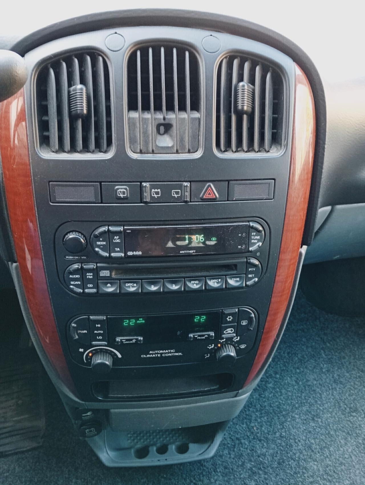 Chrysler Voyager 2.8 CRD cat LX Leather Auto