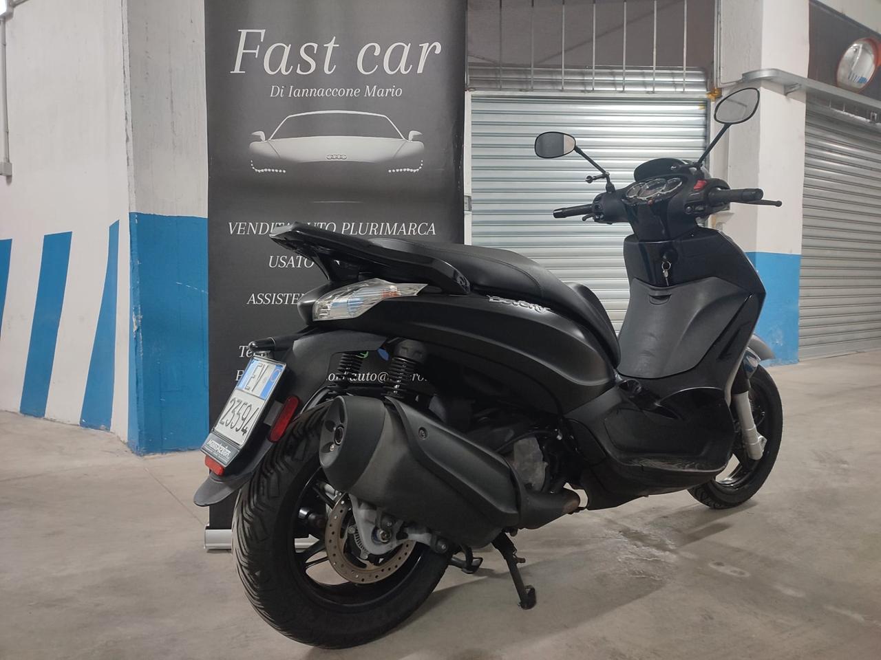 Piaggio Beverly 350 sport