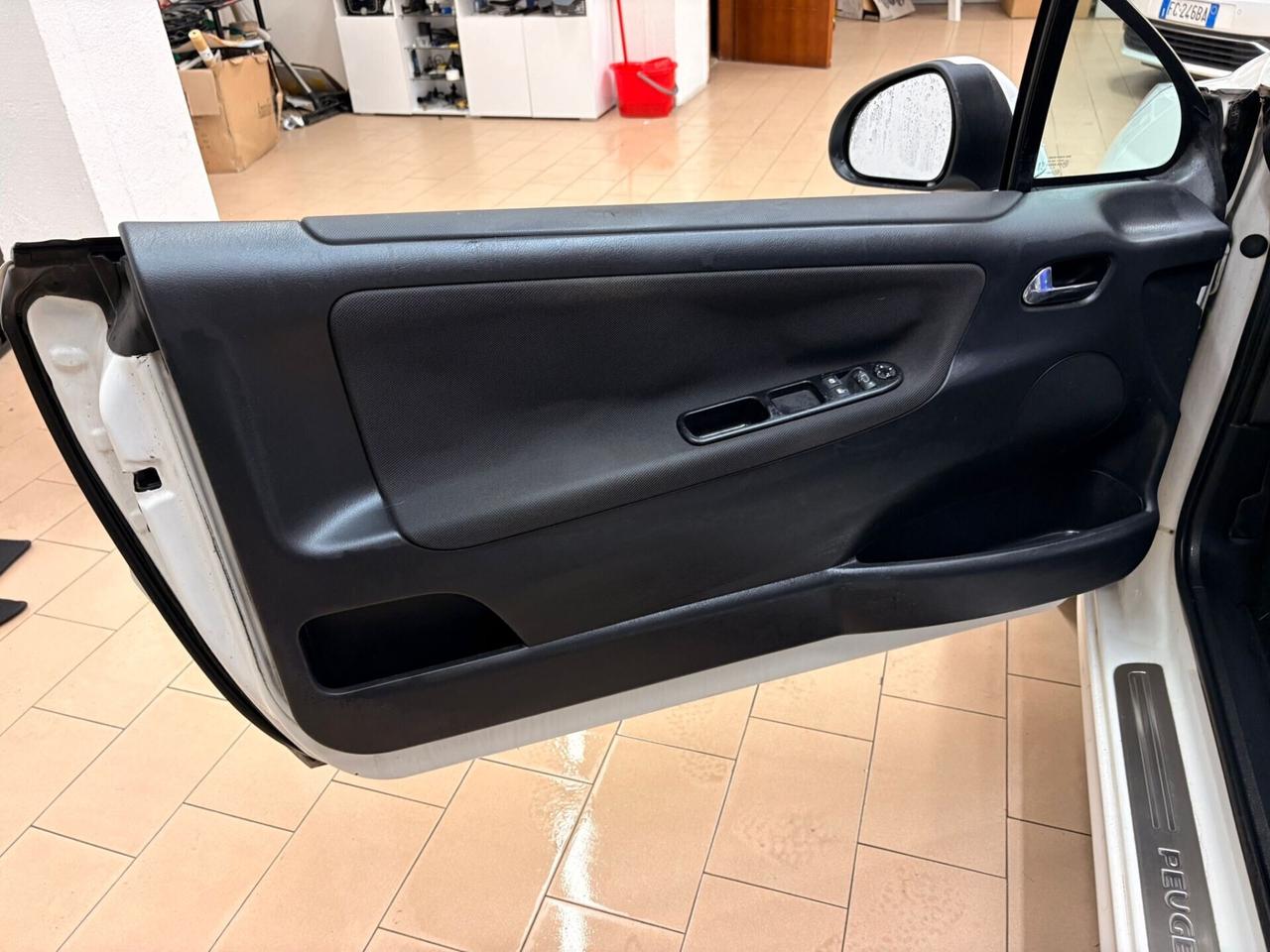 Peugeot 207 1.6 8V HDi 112CV CC Allure