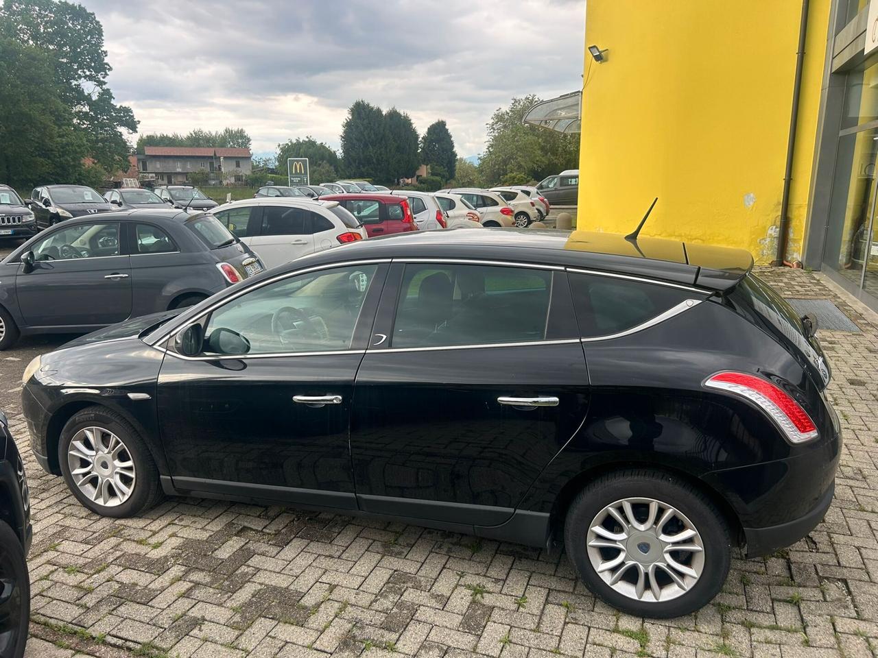 Lancia Delta 1.6 MJTdpf platino 120 cv