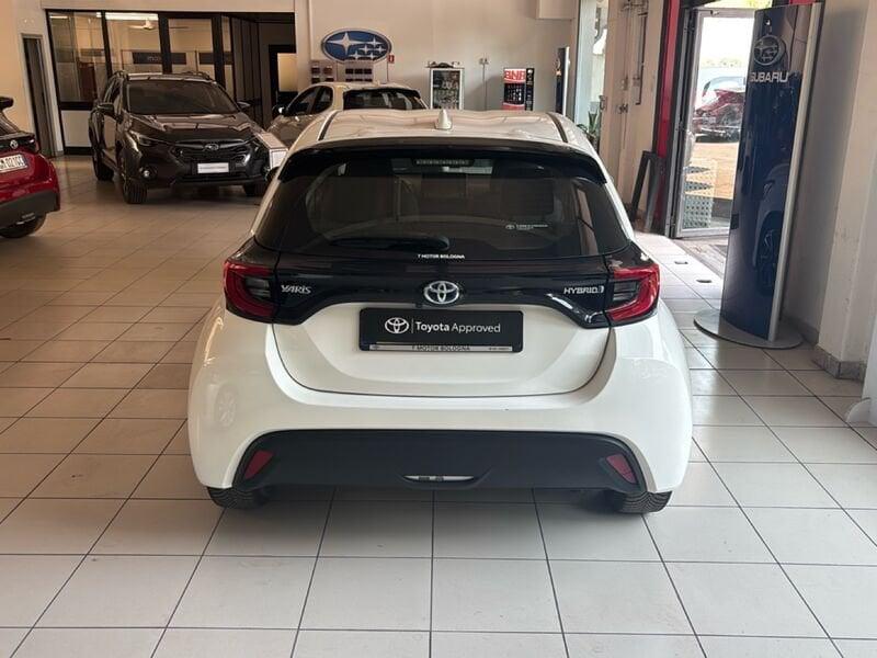Toyota Yaris Hybrid Trend MY22