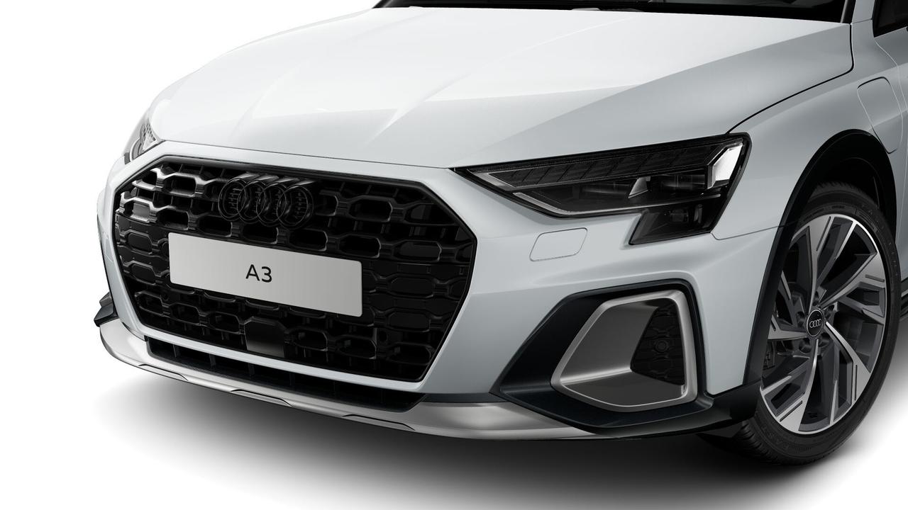 AUDI Audi A3 allstreet Identity Contrast TFSI e 150 kW S tronic
