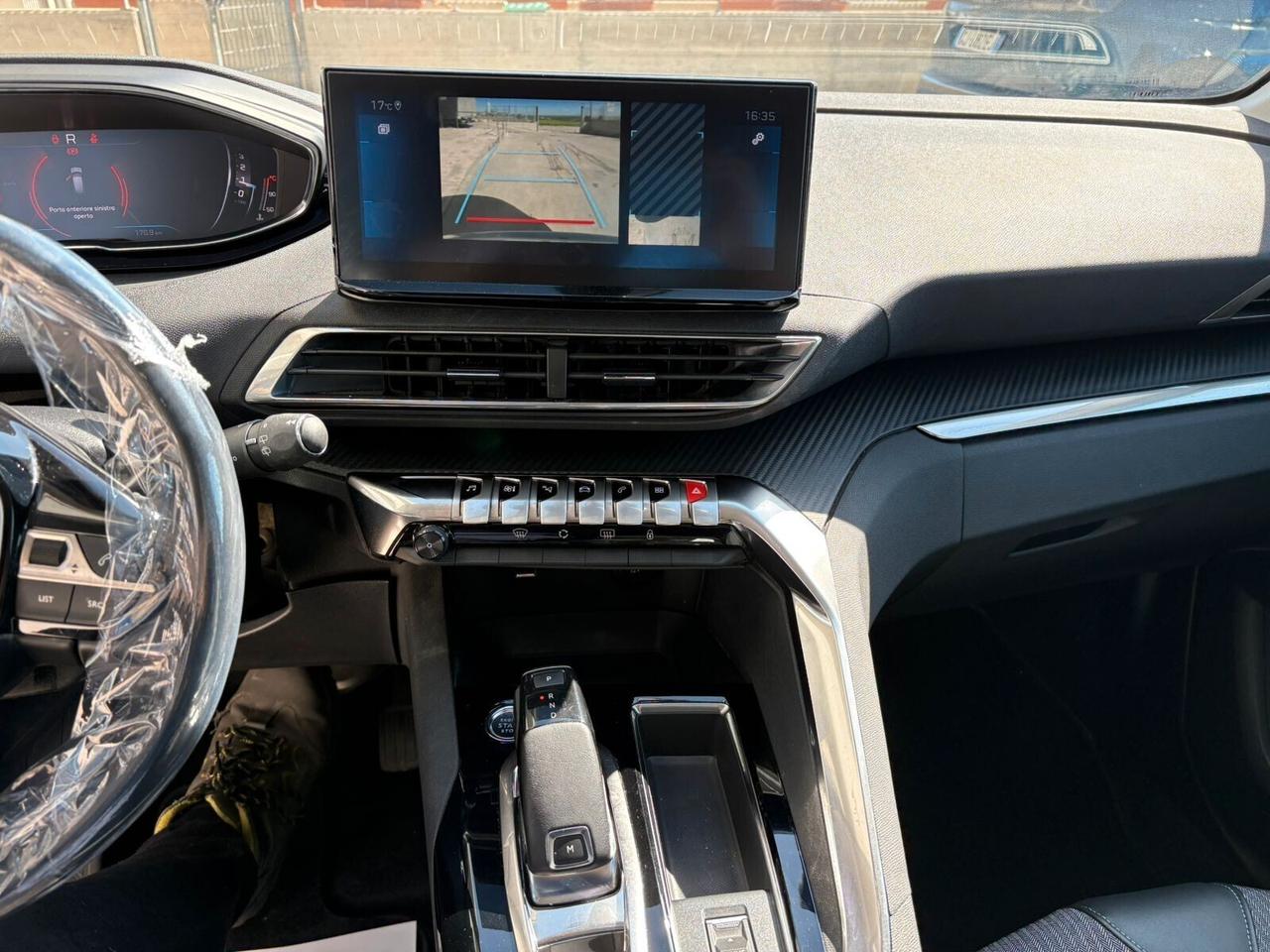 Peugeot 3008 BlueHDi 130 S&S EAT8 Active Pack