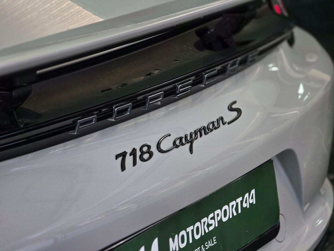 Porsche 718 Cayman 2.5 S