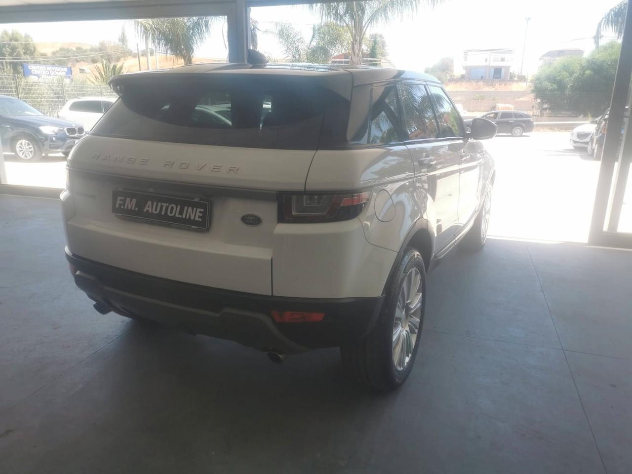 Land Rover Range Evoque 2.0 eD4 . Urban Attitude Edition 2017