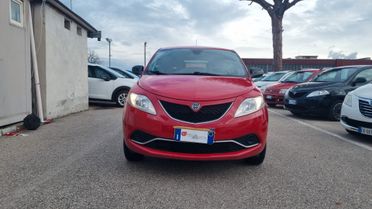 Lancia Ypsilon 0.9 TwinAir 85 CV 5 porte Metano Ecochic Platinum