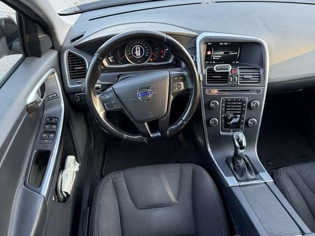 Volvo XC60 XC60 2.4 d4 Momentum awd 190cv geartronic
