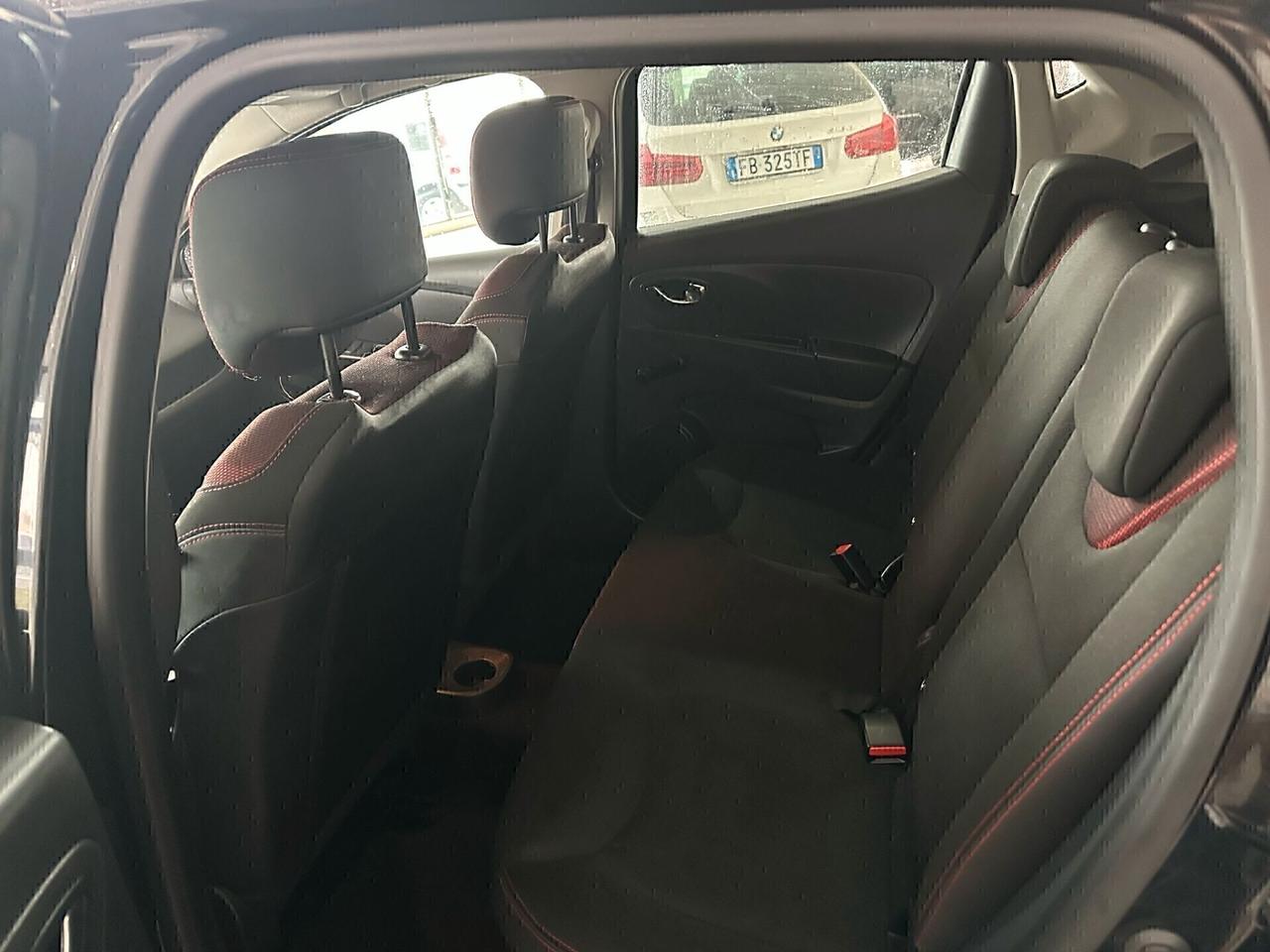 Renault Clio 1.2 75CV 5 porte METANO