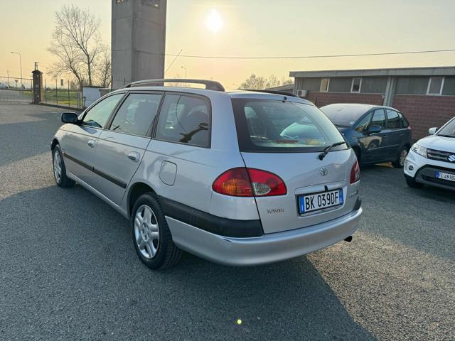 TOYOTA Avensis 2.0 TD cat Station Wagon Sol