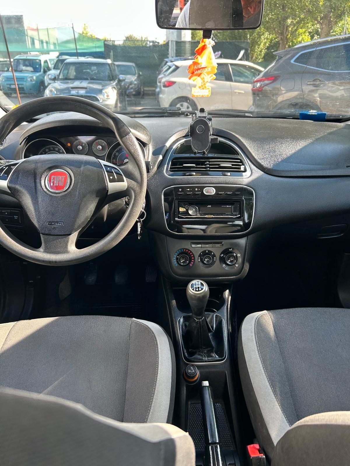 Fiat Punto 1.3 MJT II 75 CV 5 porte Young OK NEO PATENTATI