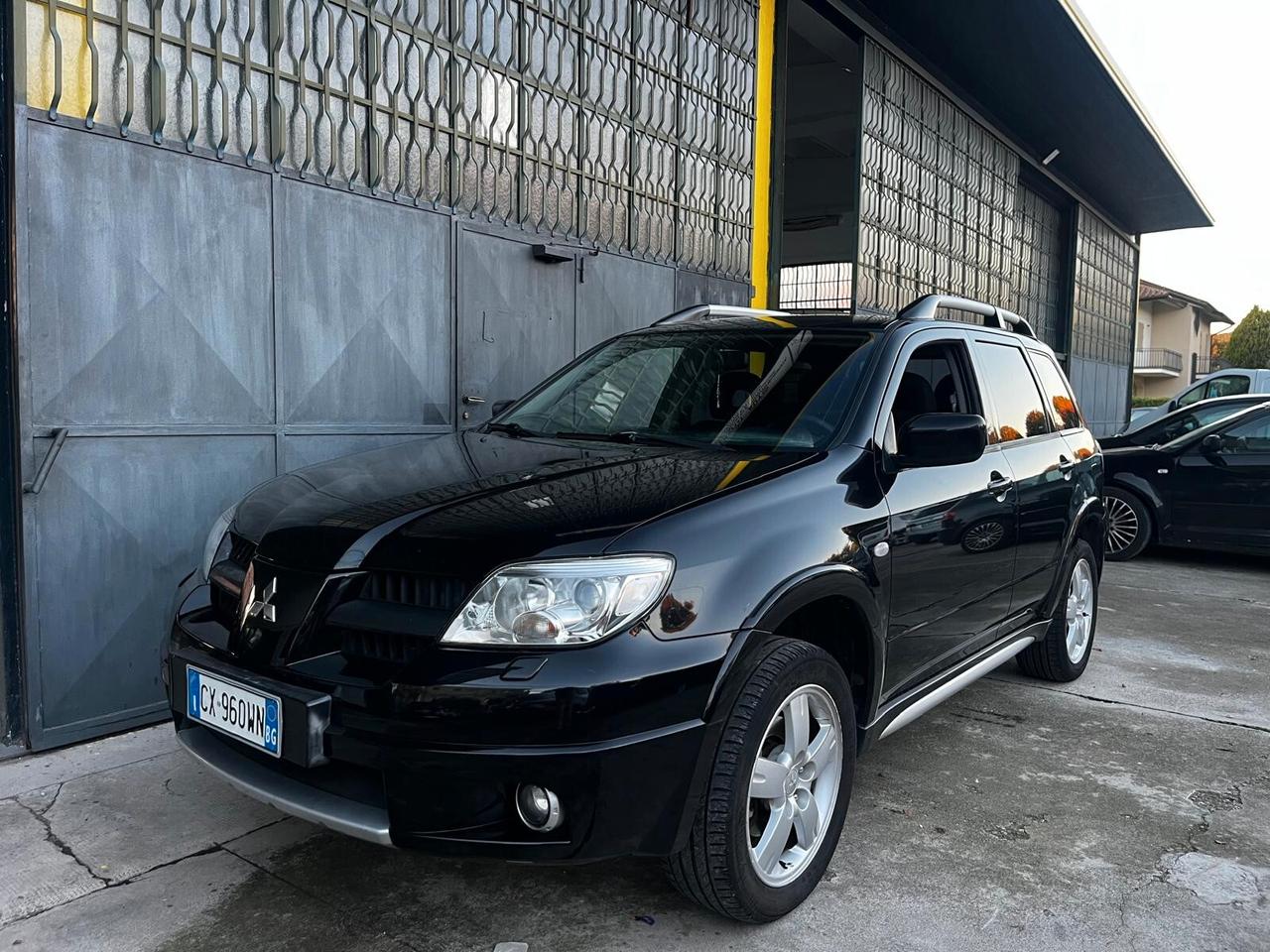 Mitsubishi Outlander 2.0i 16V 4WD Bi-Fuel