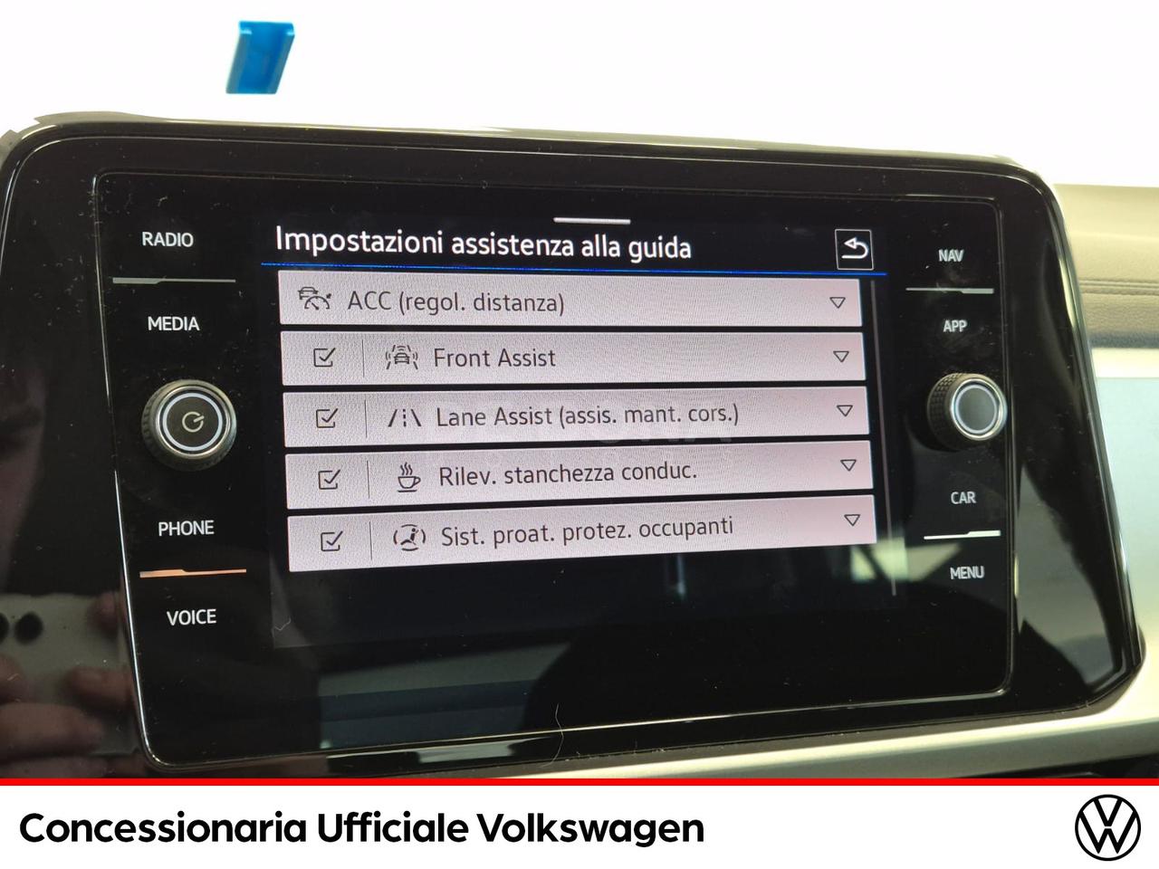 Volkswagen T-Roc 1.0 tsi business 110cv