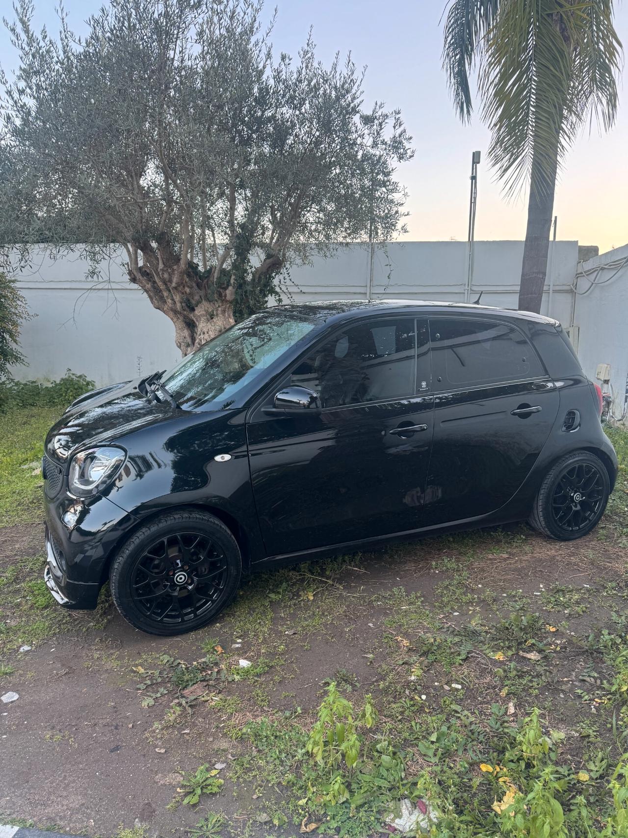 Smart ForFour BRABUS 0.9 Turbo twinamic Xclusive