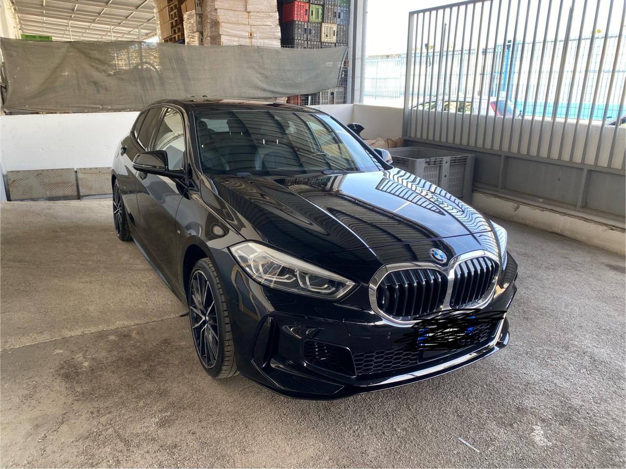 Bmw 116 116d 5p. Msport