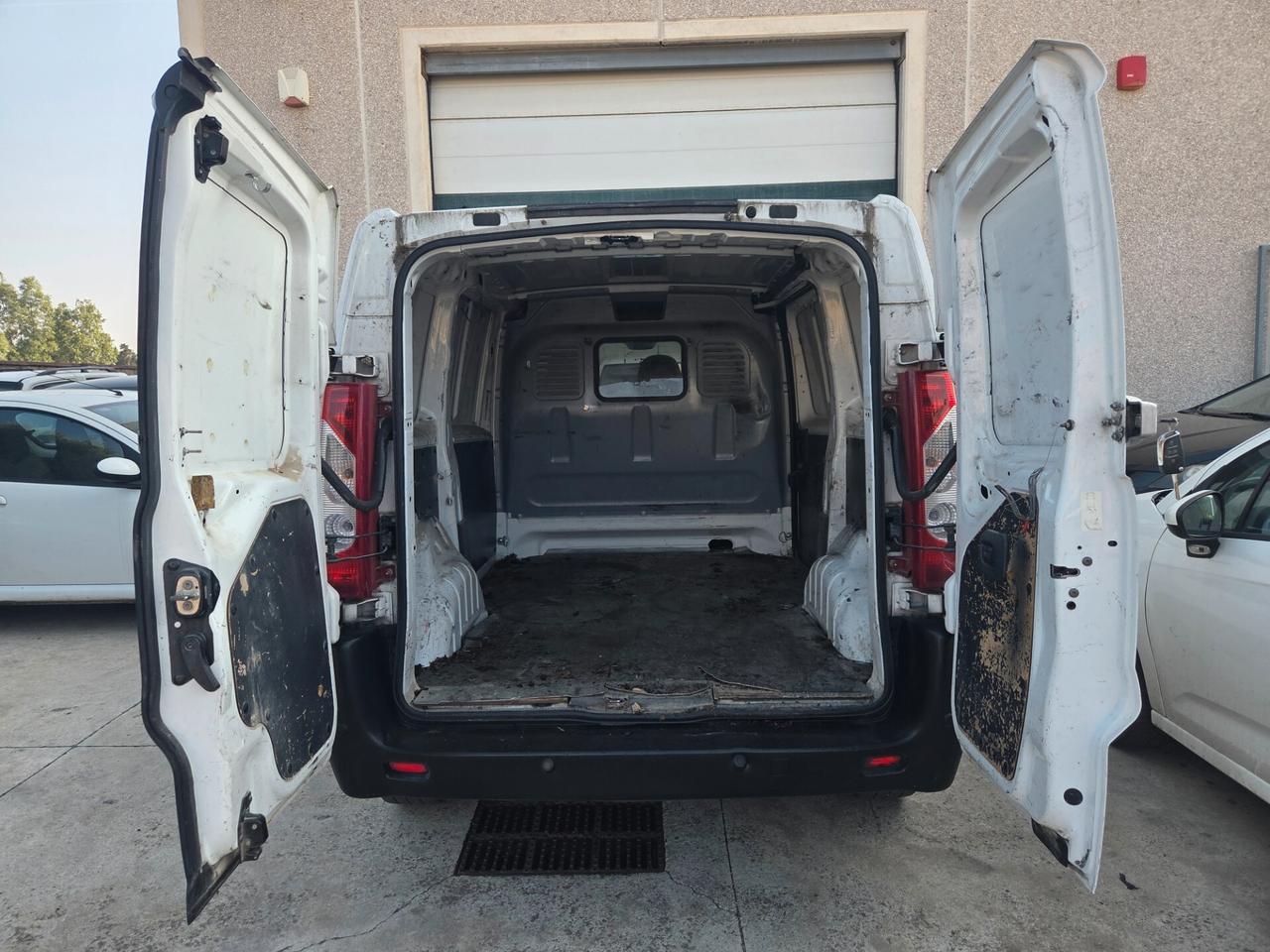 PEUGEOT EXPERT 2000 HDI 130CV 2014