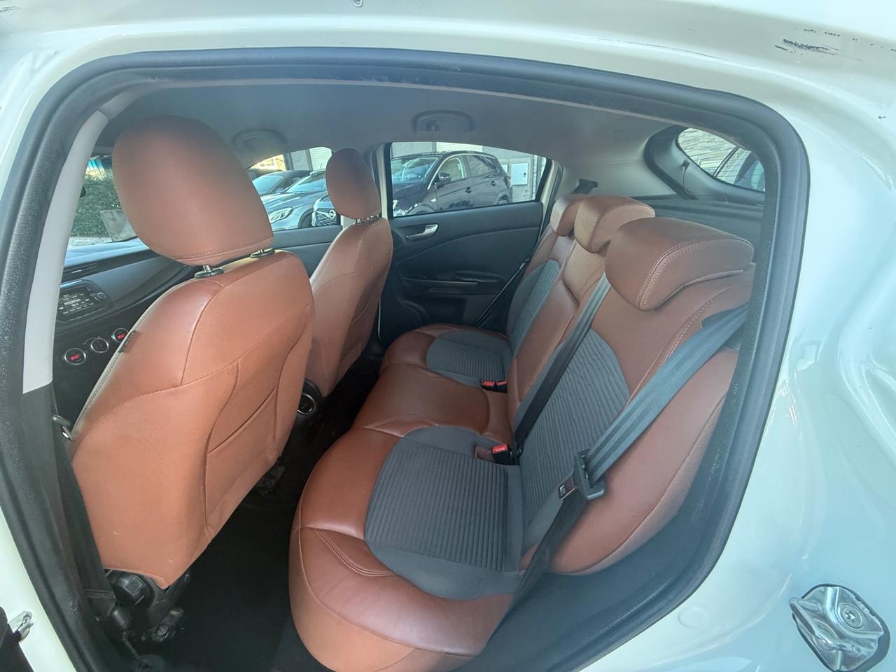 Alfa Romeo Giulietta 1.6 JTDm-2 105 CV Exclusive