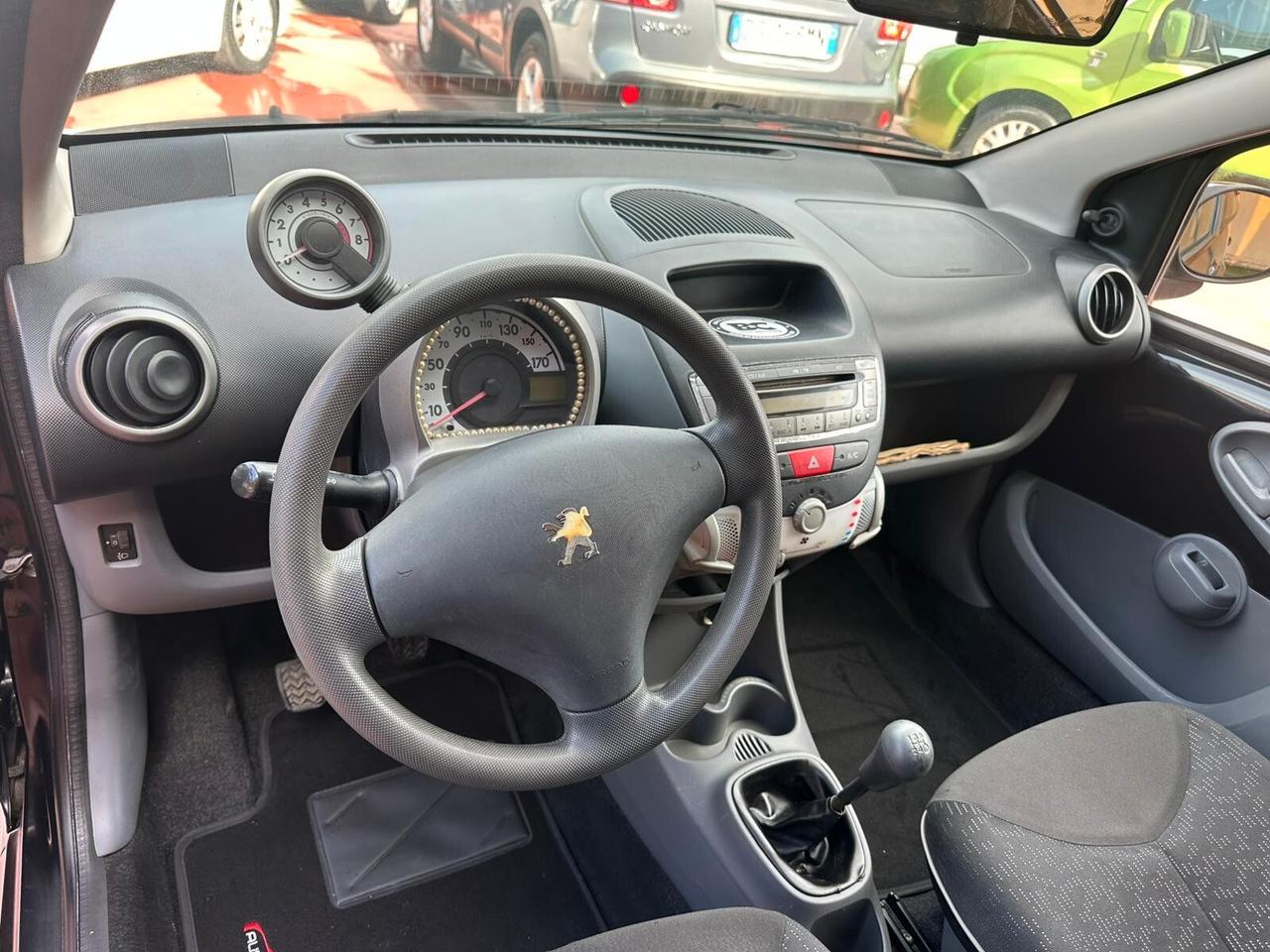 Peugeot 107 1.0 68CV 5p. Allure