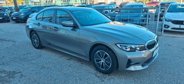 Bmw SERIE 3 318D MHEV BERLINA 150 CV - C.AUTOMATICO-BUSINESS