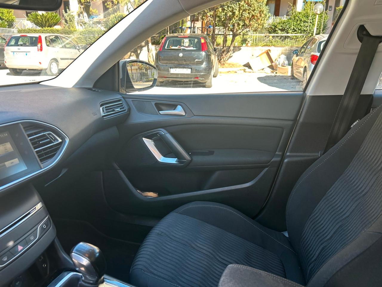 Peugeot 308 BlueHDi 150 S&S SW Allure