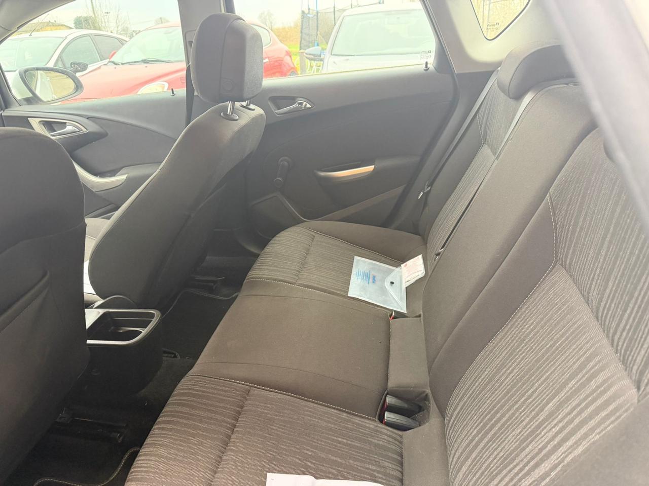 Opel Astra 1.4 16V Twinport 5 porte Enjoy