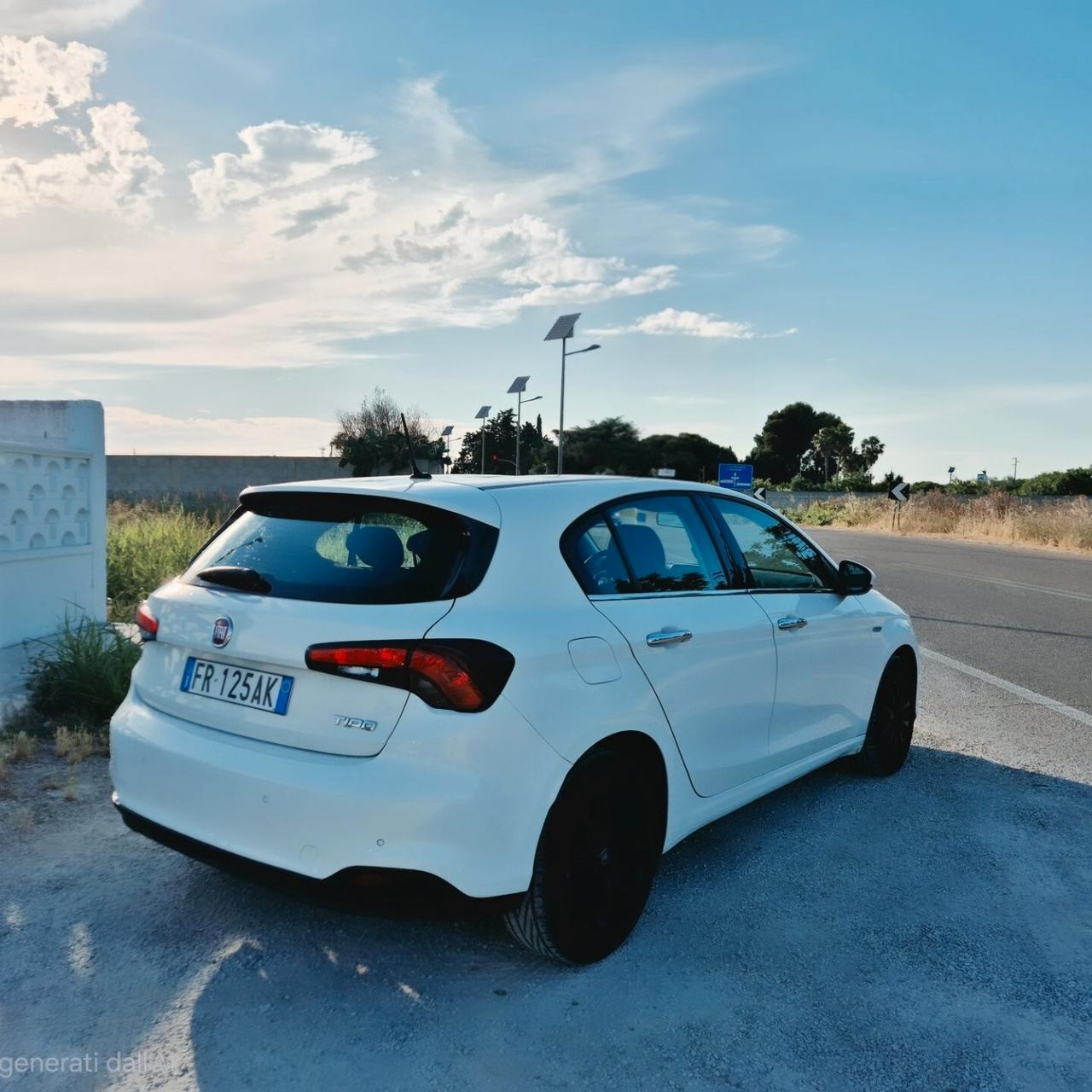 Fiat Tipo 1.3 Mjt S&S 5 porte Lounge Corta