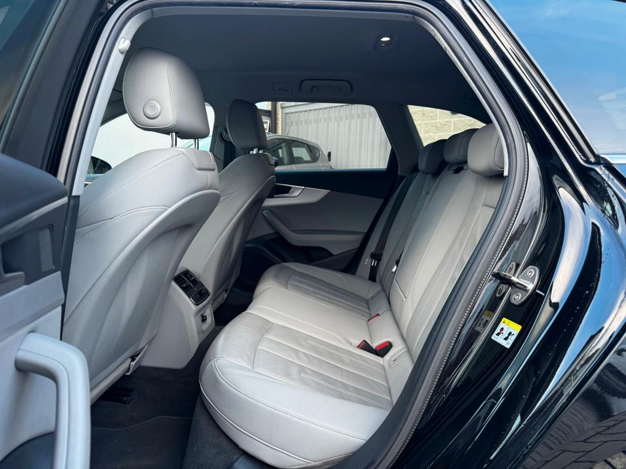 Audi A4 Avant 35 TDI/163 CV S tronic line edition