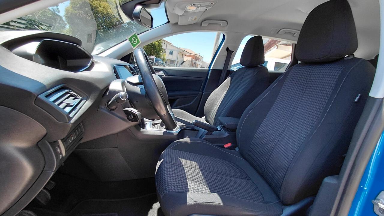 Peugeot 308 BlueHDi 100 S&S SW Business Navi