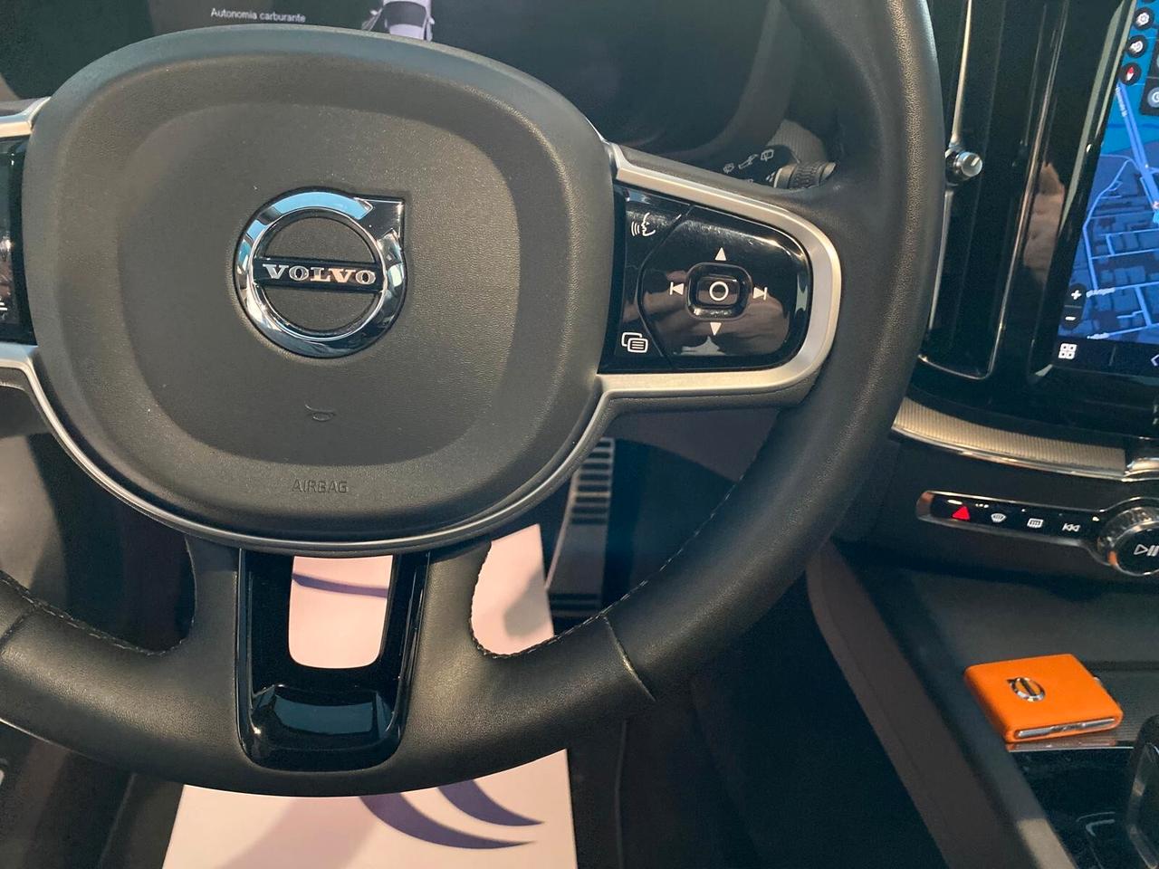 Volvo XC 60 XC60 B4 (d) AWD automatico Plus Dark