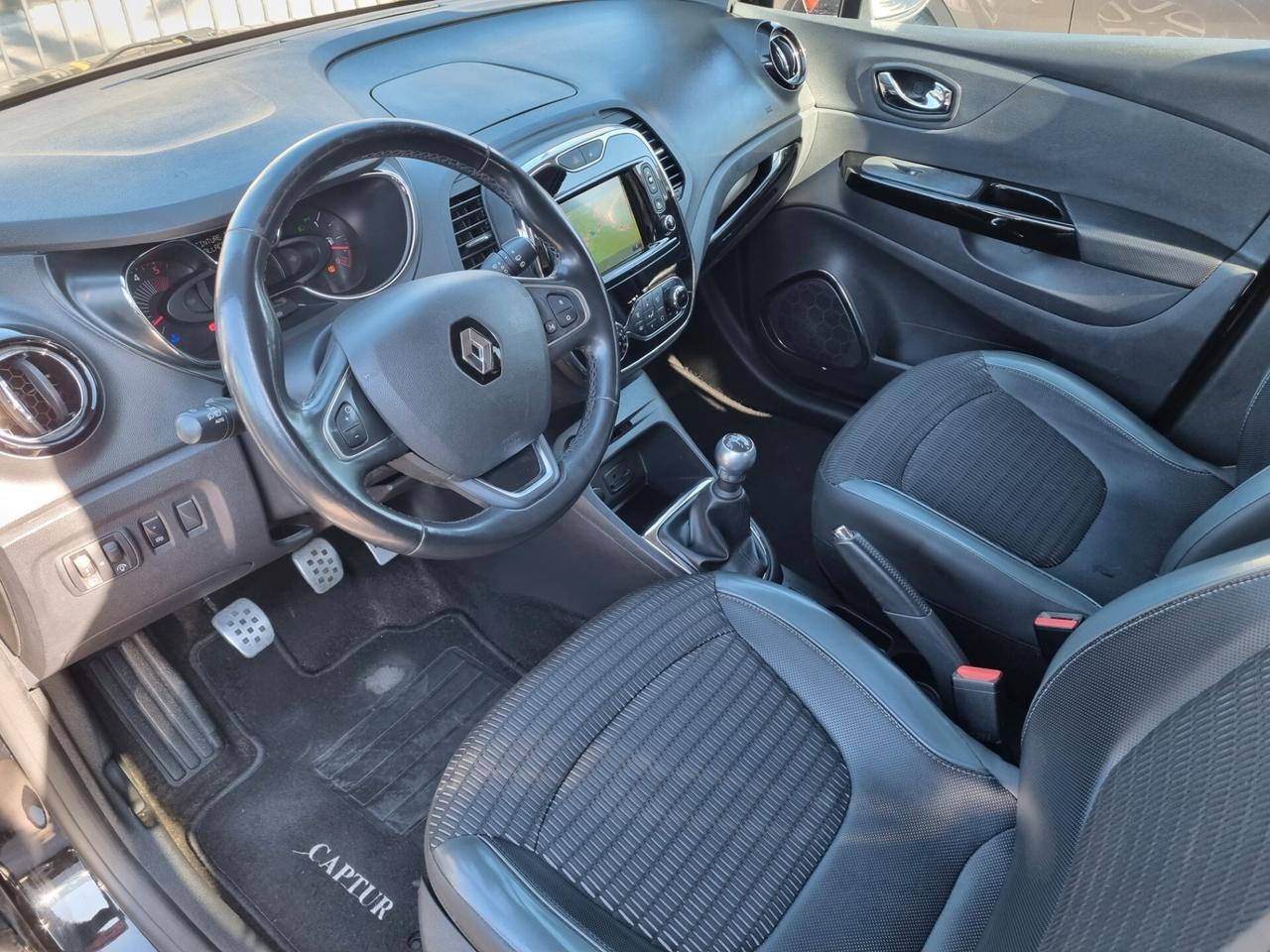 Renault Captur 1.5 dCi 8V 90 CV Start&Stop - TAGLIANDATA