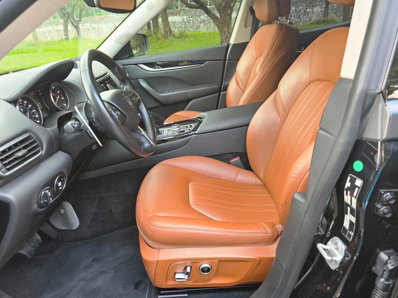 Maserati Levante V6 AWD 350 CV BENZINA - 2021