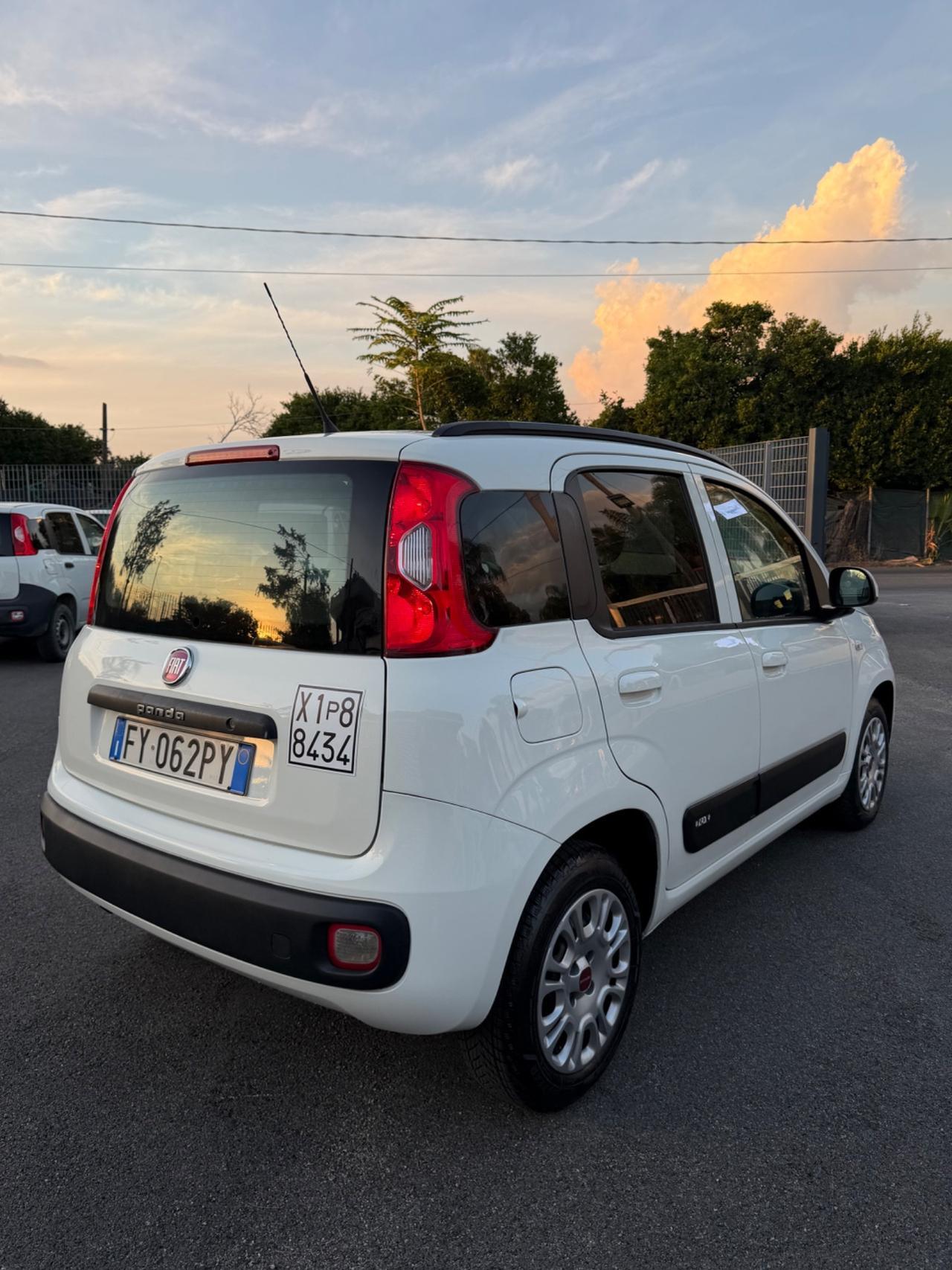 FIAT PANDA 1.2 LOUNGE UNICO PROPRIETARIO 65.000Km