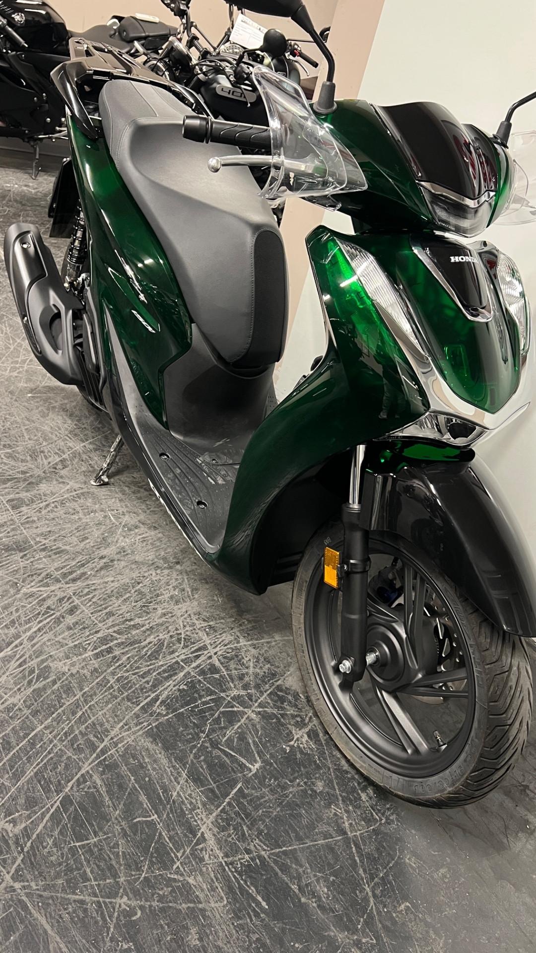 Honda SH 150 Vetro