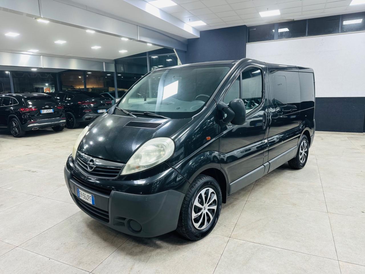 Opel Vivaro 2.0 CDTI 120CV PC-TN Combi 9 posti 2011