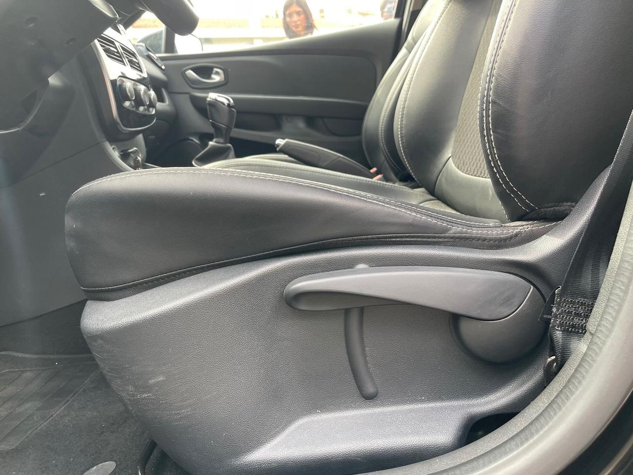 Renault Clio Moschino Zen 0.9 TCe 90 LPG #12174