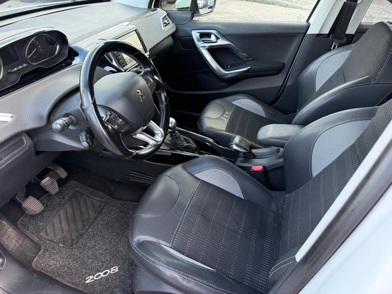 Peugeot 2008 BlueHDi 120 S&S Allure