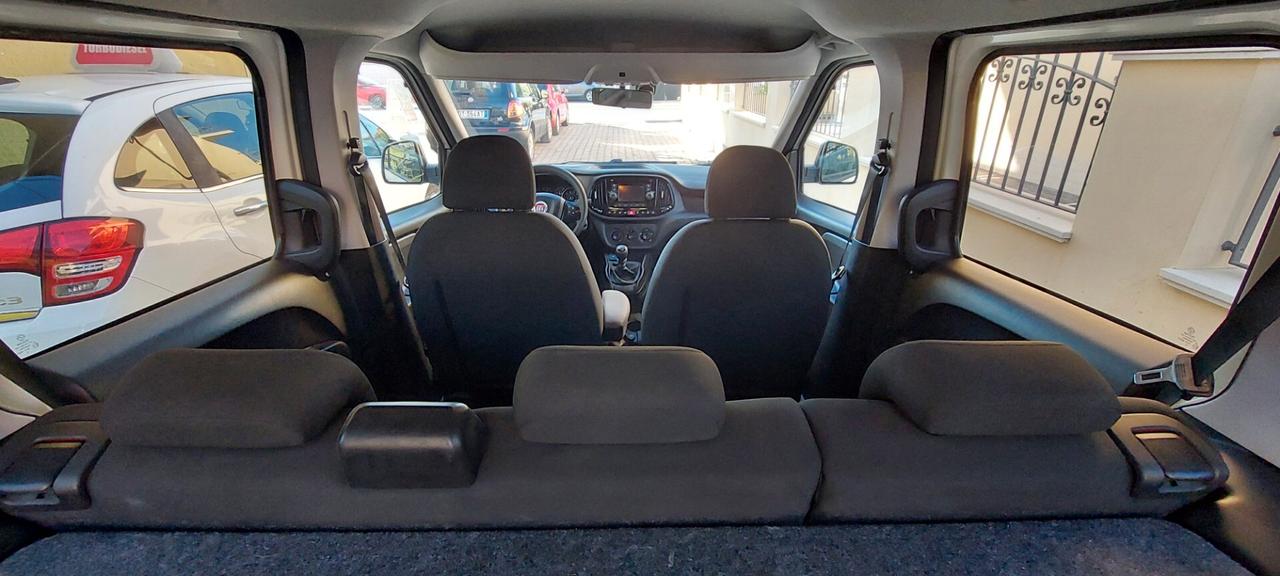 DOBLO" COMBI N1 BUSINESS 1,6 MTJ DIESEL 120 CV NAVI RETROCAMERA CRUISE SENSORI IMPECCABILE