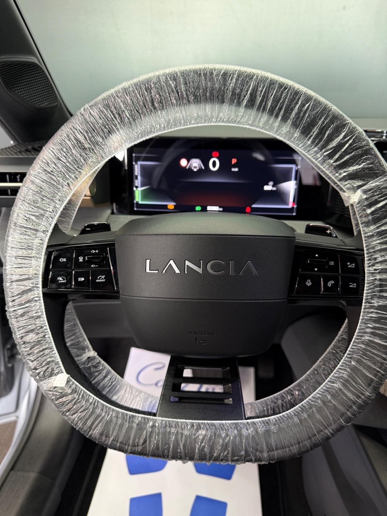 Lancia Ypsilon 1.2 Hybrid Edizione Cassina
