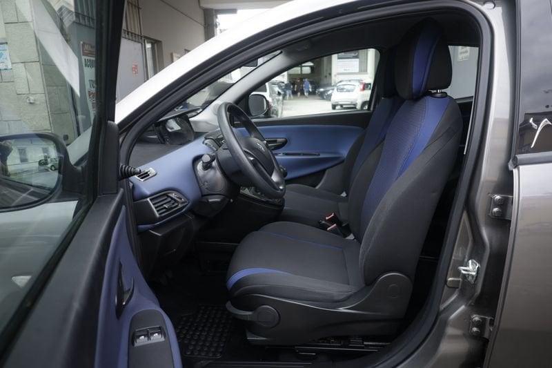 Lancia Ypsilon Lancia Ypsilon 1.2 69cv Silver Unicoproprietario