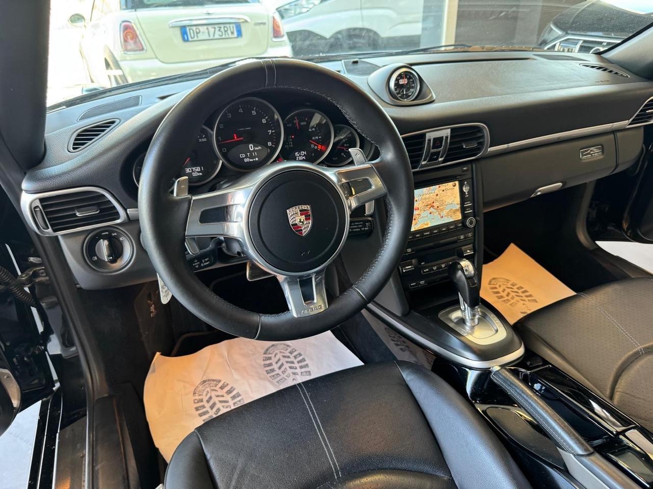 Porsche 911 Carrera Coupé Black Edition